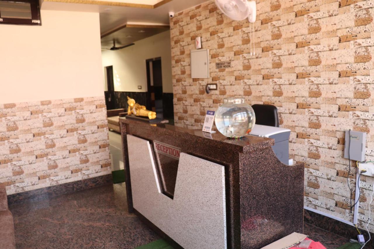 Hotel Famous Haridwar Exterior photo