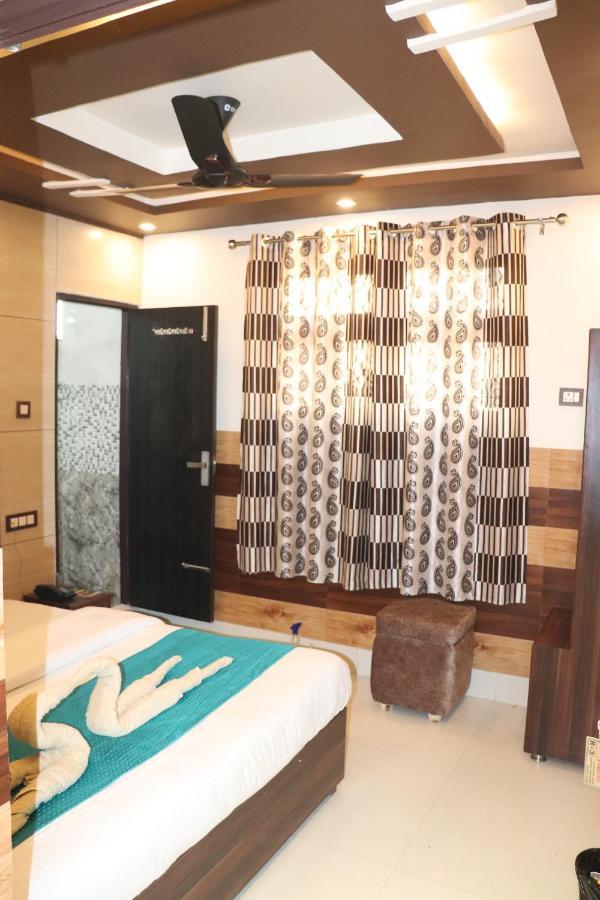 Hotel Famous Haridwar Exterior photo